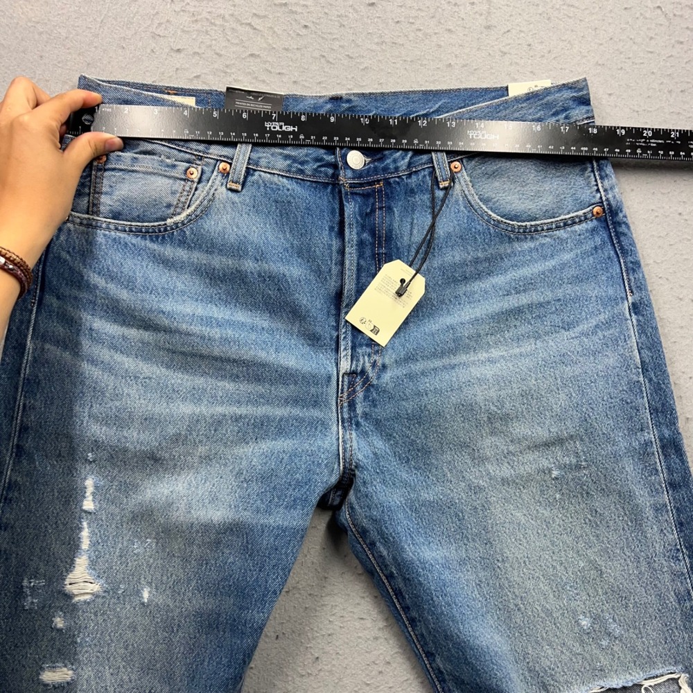 Levis Premium 501 93 Straight Jeans Mens 35x32 Light Wash Distressed 79830-0294 - Picture 5 of 11